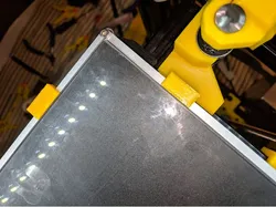 Heated-Glass Bed Clip