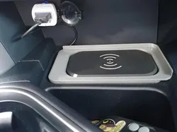 SUPPORTO PER BASE DI RICARICA WIRELESS Qi TOYOTA RAV4 FINO A 2018