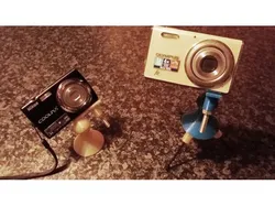 universal camera mount with positionable tripod