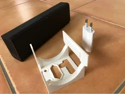 Wall mount for LaMetric (no drilling)