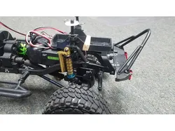 SCX10 - Front Battery Mount - 2200mah batteries