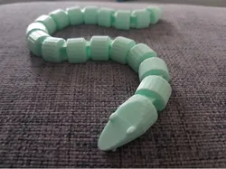 Articulated Snake - Short