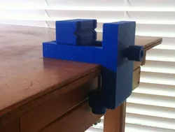 Rigid Modular Desk Vice