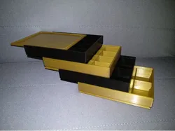 Stackable boxes
