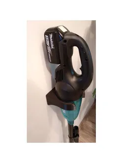 Makita LXT vacuum wall mount
