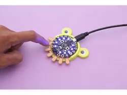 Mini Synthesizer with Circuit Playground Express