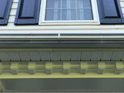 3/4" PVC Gutter Clip