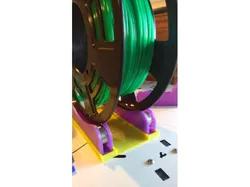 The Ultimate Ultimate Spool Holder Holder (TUUSHH)