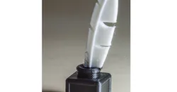 Refrigerator magnet: feather with ink box