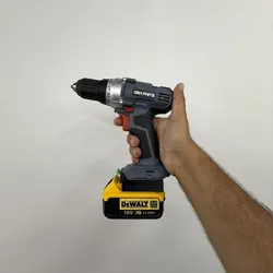 DEWALT XR BATTERY ON GRAPHITE TOOLS 18v