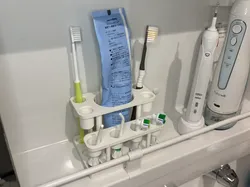 Soporte para cepillos de dientes, soporte - Modelo de impresión 3D gratuito