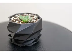 Low Poly Planter with Drain and Saucer