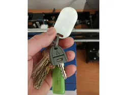 Keychain with compartment (Llavero con compartimento )