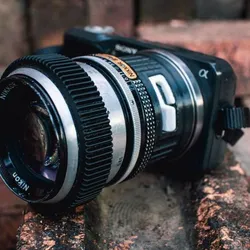 Nikon Lens to Sony E camera adapter with locking pin
