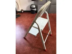 Stepp ladder (2 steps)