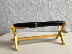 Fountain pen holder