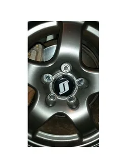 Nissan R32 GTR Skyline centre caps