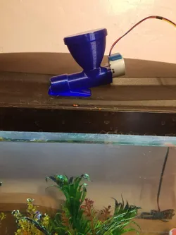 28BYJ-48 driven Fish Feeder