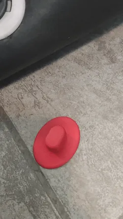 CAR / Toyota Hilux floor mats holder  - Free 3D Print Model
