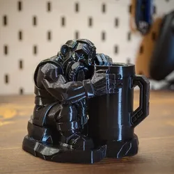 Dwarf with Ale Mug | Statue from the Halls of Khazad-Dûm