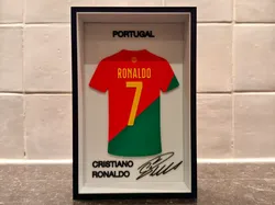 Cristiano Ronaldo - Portugal - Jersey Frame - Free 3D Print Model