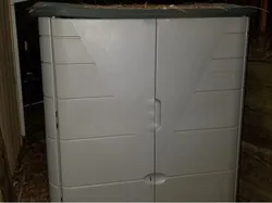 RubberMaid shed latch