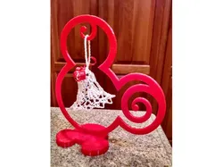 Mouse-Eared Ornament Display
