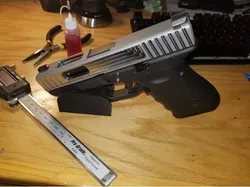 Small Handgun Stand