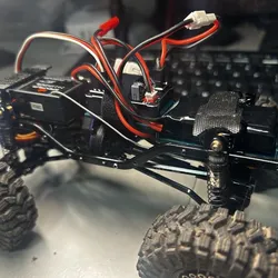 SCX24 esc ( injora MB100 ) and battery support