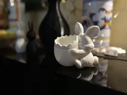 Easter Bunny Hugging Egg – 3D Easter Candy Holder - Free 3D Print Model