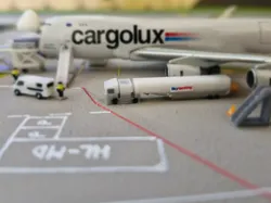 Airport fuel truck - Free 3D Print Model