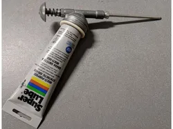Grease gun or grease injector adaptor