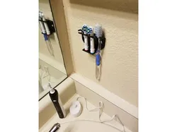 Toothbrush holder