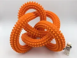 Giant Spiky Perko Knot