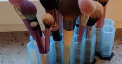 Vase mode Make up brush stand - Big brushes