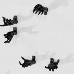 PS5 Wall Mount "Holding Hands