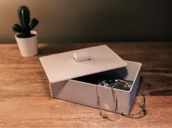 Small Storage Box with Lid & Optional Insert - Free 3D Print Model
