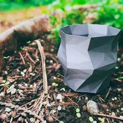 Low Poly Twist Vase