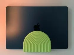 Macbook Air: Wall Mount/Display - Free 3D Print Model