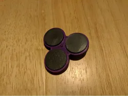 Magnetic screw mount