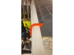 Parametric dry box lock clip