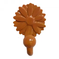 Hook with daisy and ball