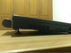 Thin laptop stand