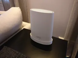 Netgear Orbi wall stand