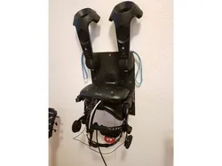 HTC Vive wall mounted magnetic charger