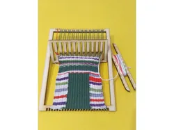 Simple frame loom
