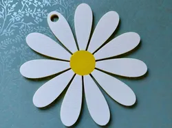 Daisy Keychain - Free 3D Print Model