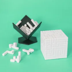 S U P E R C U B E  //  10x10 Puzzle Cube