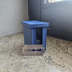 Safety Razor Blade Container Storage