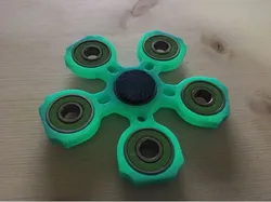 Fidget Hand Quintuple Spinner / Ball Bearing Holder